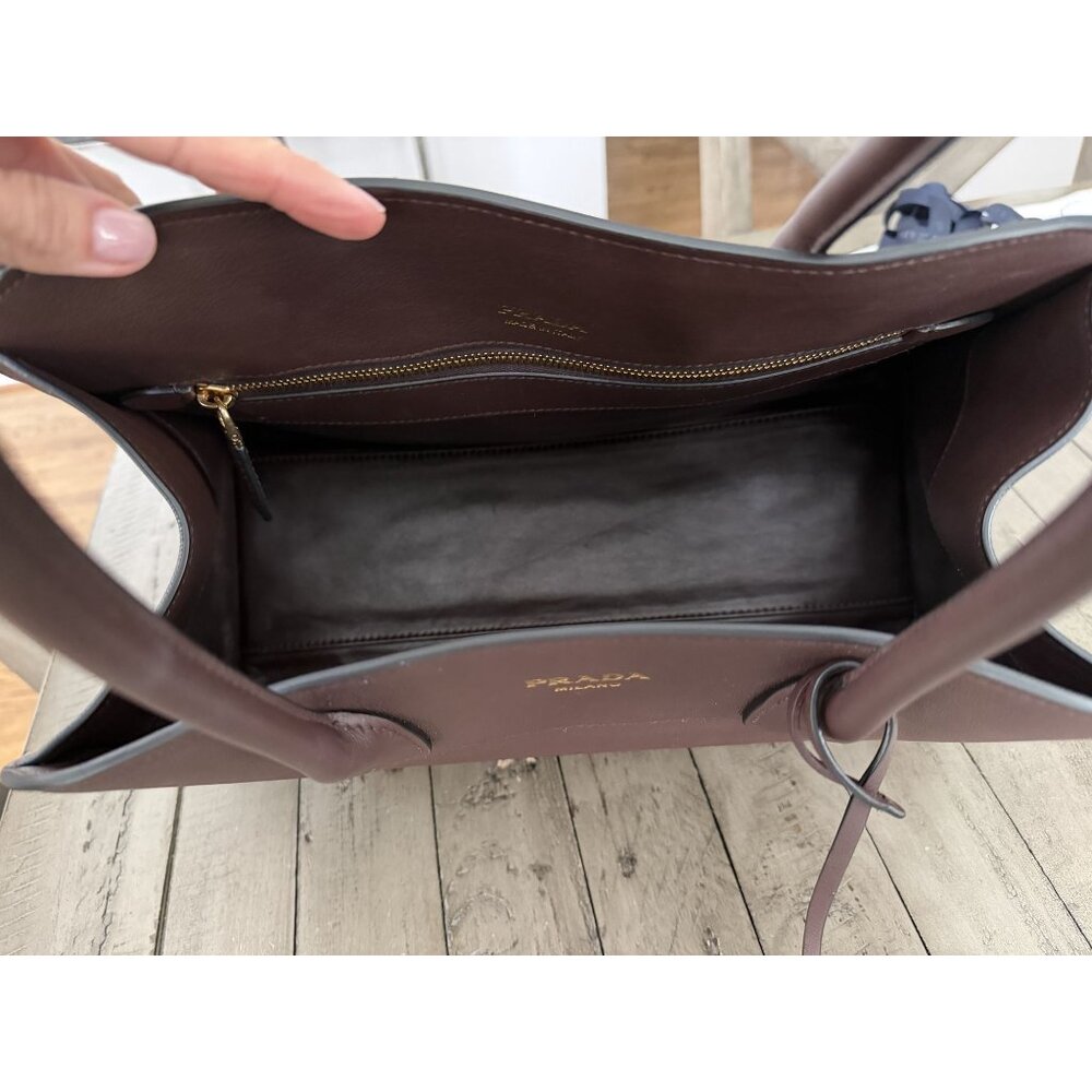 PRADA Large leather tote bag Briarwood Chocolate Brown Leather - Picture 14 of 16